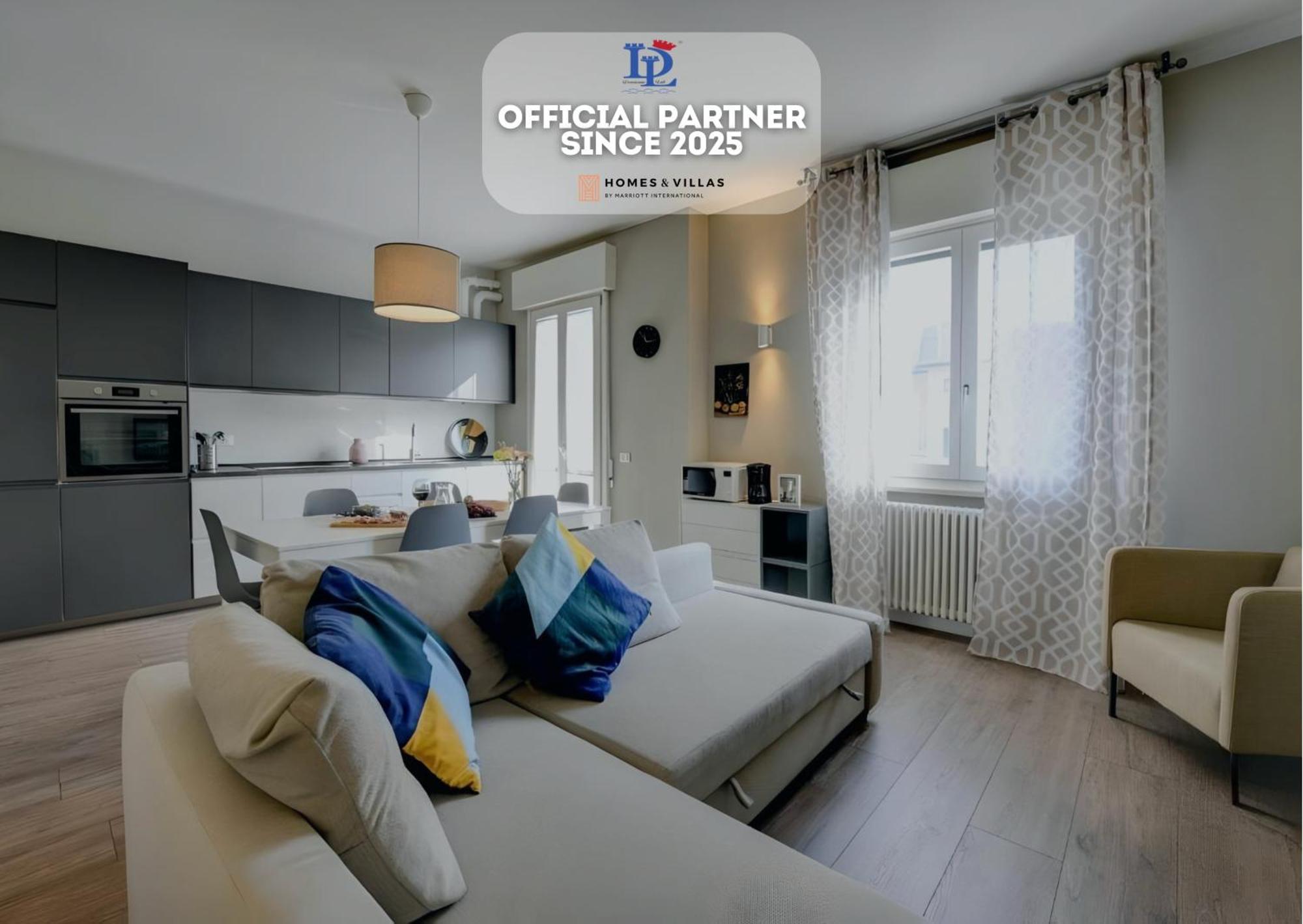 Desenzanoloft Official Partner Marriott Homes & Villas - Bacco Family Apartment Desenzano del Garda Extérieur photo